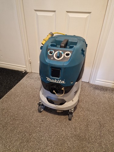 Makita vc4210mx1 110v - vc4210mx1,