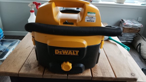 Dewalt dc500 115v wet dry - dewalt,